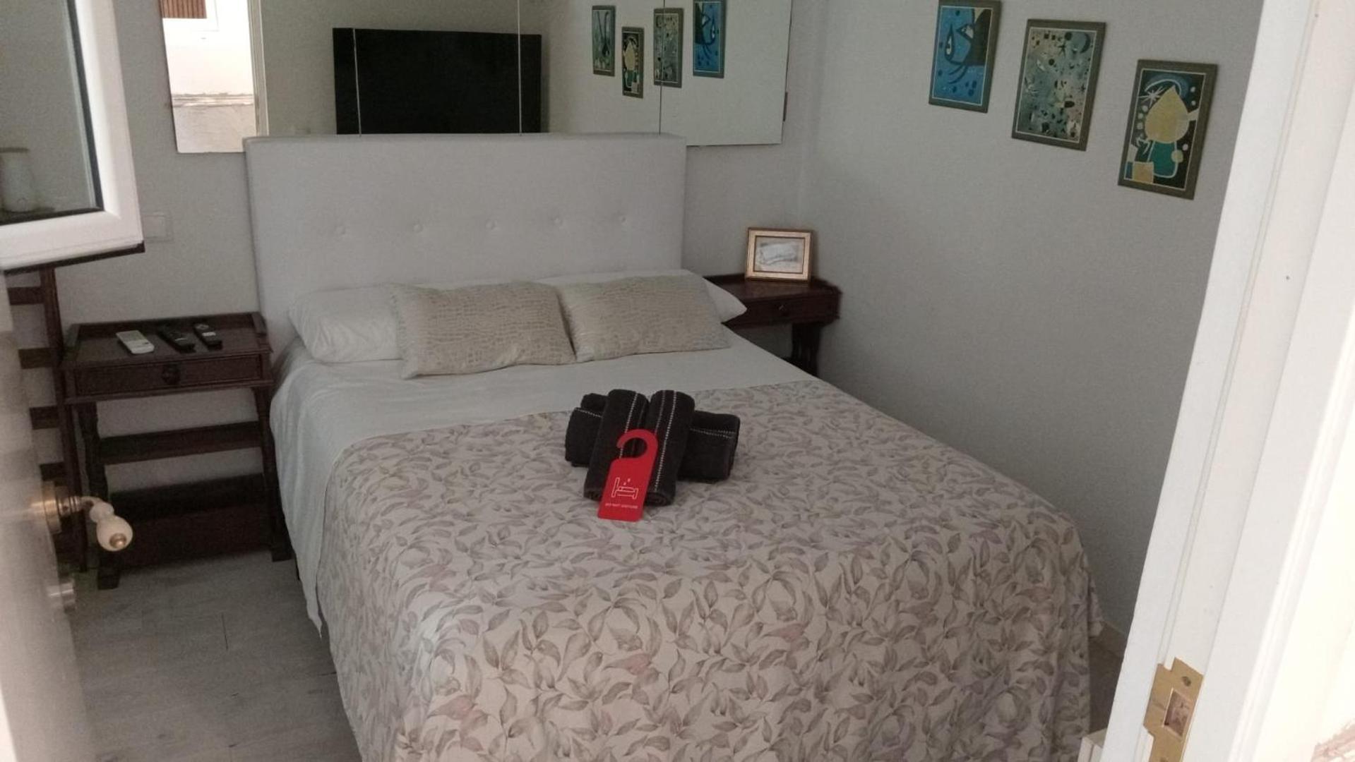 Private Rooms - Barcelona — Photos 1